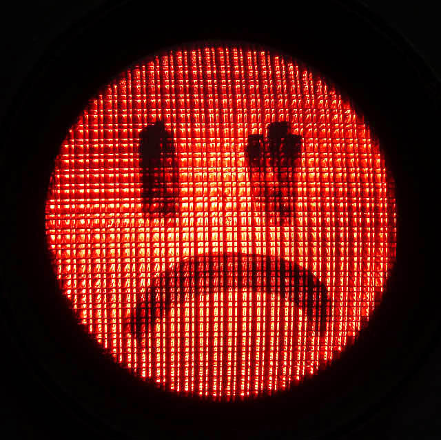 Pictured: a metaphorical sad traffic light. 
